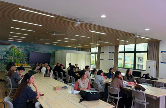 学院开展课堂教学研磨提升活动