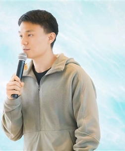 蒋逍然